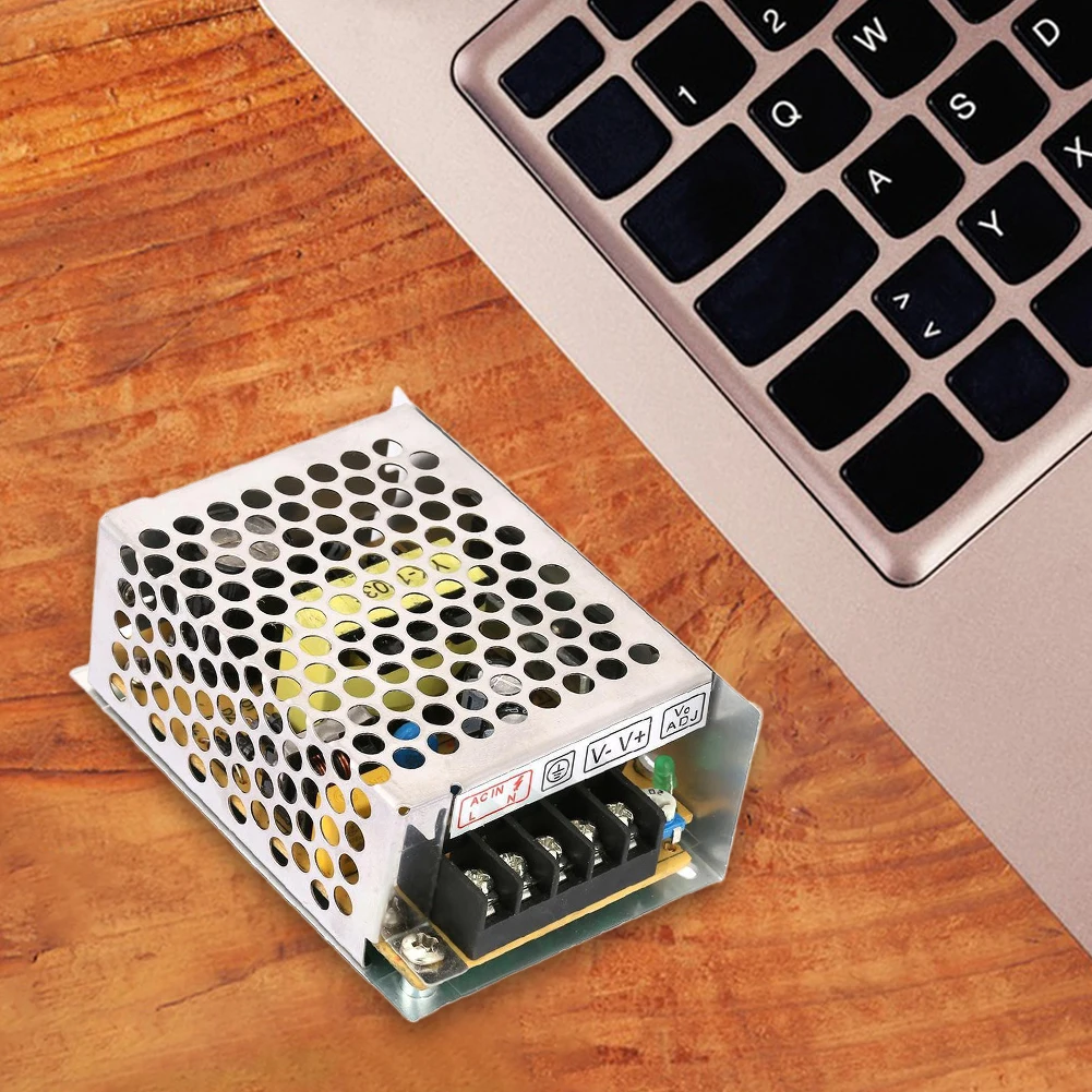 電源アダプター、変圧器スイッチ、220 ac〜12v dc、 - Smps Power Supply のレビューと価格