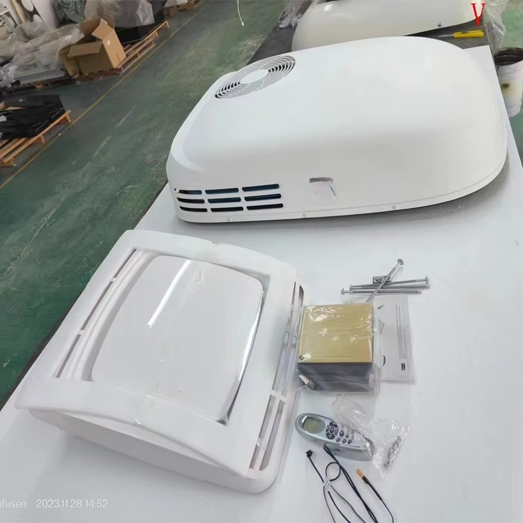 RVやキャンピングカー用の新型ルーフマウントエアコン、外部2 - Power Supply のレビューと価格
